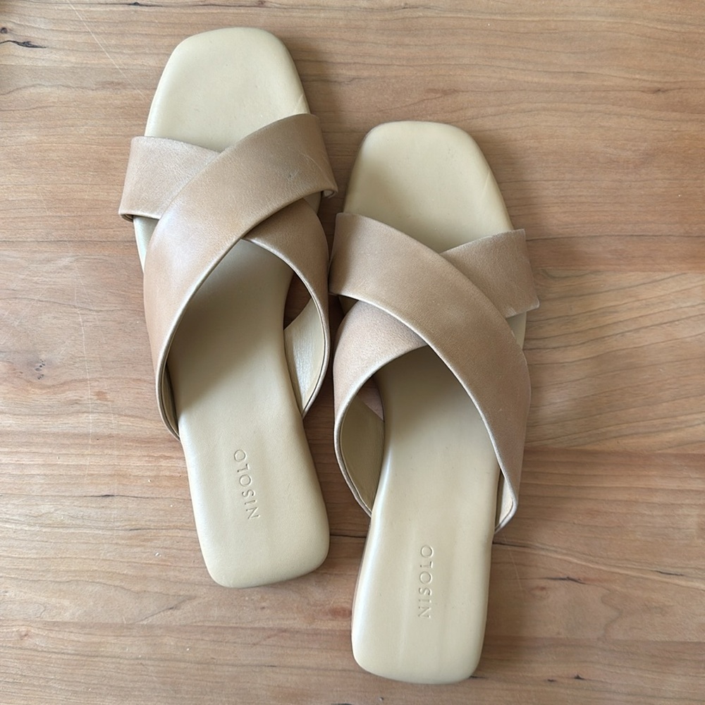 NWT Nisolo slide sandals size 10